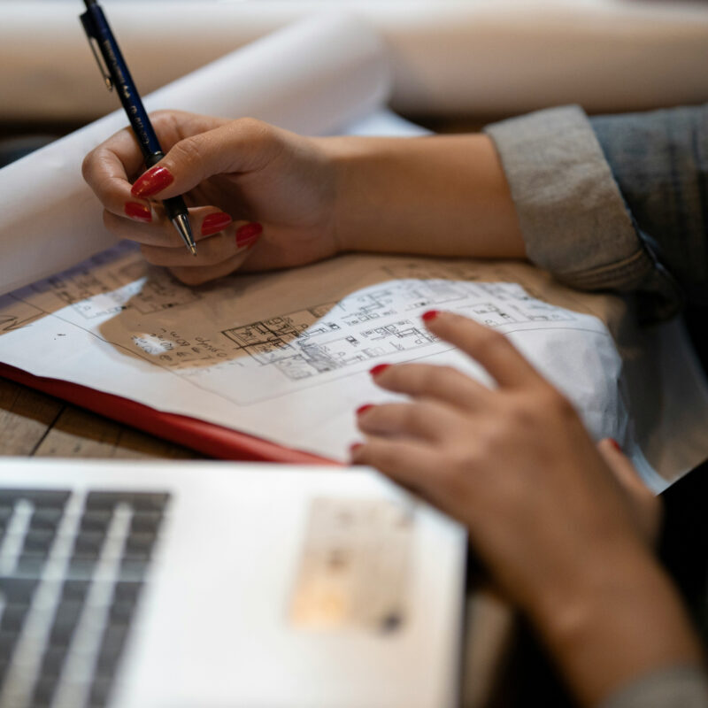 Rachat AVS vs rachat LPP : quelle stratégie fiscale choisir pour votre retraite ?
